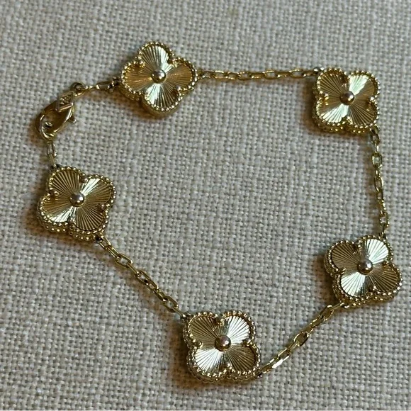 Vintage Alhambra Yellow Gold-tone Clover Bracelet - Picture 1 of 6